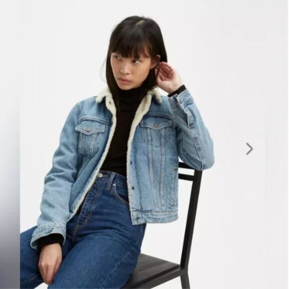 Levi's Sherpa Denim Trucker Jacket Premium Levi's Snap Buttons Size Small - Picture 4 of 16